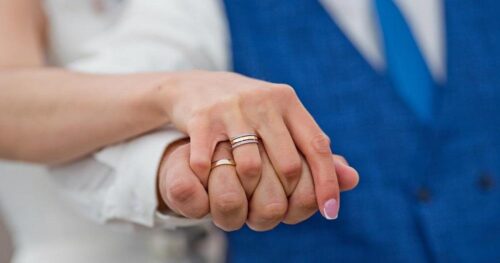 Kako odabrati odgovarajuće burme za venčanje?